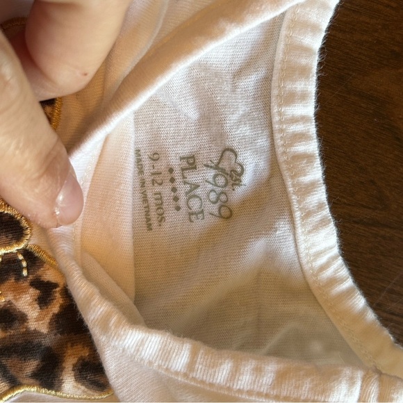 Children’s Place little girl bow outfit with leopard bottoms. Size 9-12 months. - Picture 3 of 3